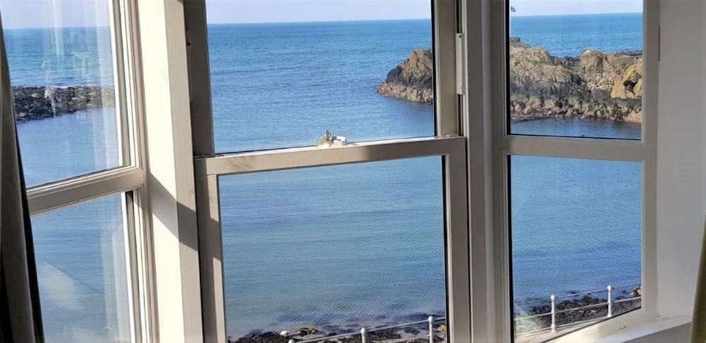 The Harbour House Sea Front Hotel Portpatrick Kültér fotó