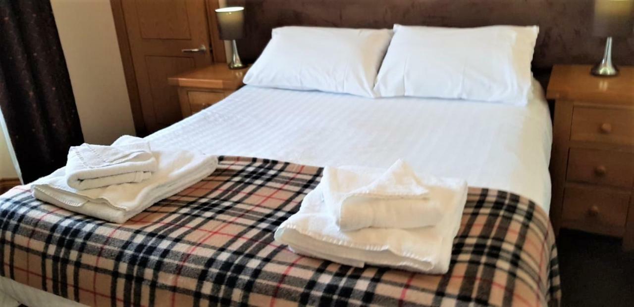 The Harbour House Sea Front Hotel Portpatrick Kültér fotó
